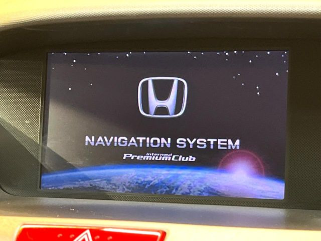 �y�����i�r�z�l�C�̏����i�r�𑕔����Ă���܂��B�i�r�̎g���₷���͂������A�I�[�f�B�I�@�\���[��!�L�����v�◷�s�͂������A�ʋ΂┃�����ȂǕ��i�̃h���C�u���y�����Ȃ�͂���