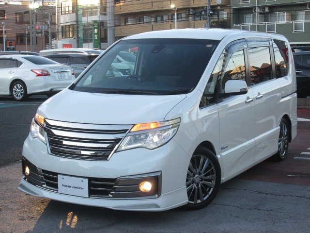 セレナ2.0 ライダー パフォーマンススペック ブラックライン S-HYBRID