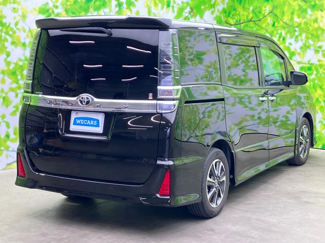 ヴォクシー2.0 ZS 煌III