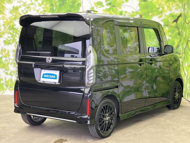 N-BOXカスタムL ターボ スタイルプラス ブラック