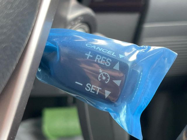 �y�N���[�Y�R���g���[���z�������H�����N���N���s�B�A�N�Z���𗣂��Ă���葬�x�ő��s���ł��A�������^�]���̕��S���y��!�����E�������ȒP�ȃX�C�b�`����Œ����ł��܂��B