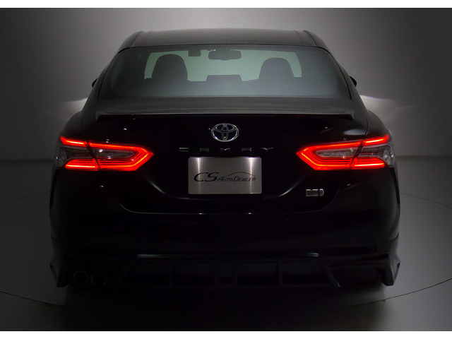 ★テールスモークやLED加工、マフラー、ルーフスポイラー、エアロパーツなど取り付け承ります!