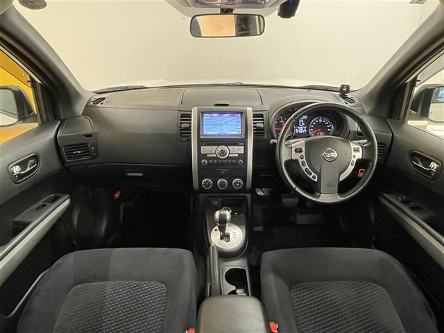 エクストレイル2.0 20GT ブラックエクストリーマーX ディーゼル 4WD