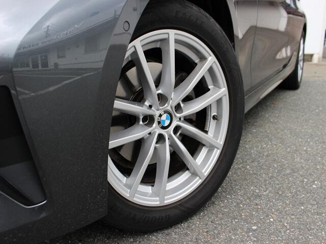 3シリーズセダン320d xドライブ  4WD