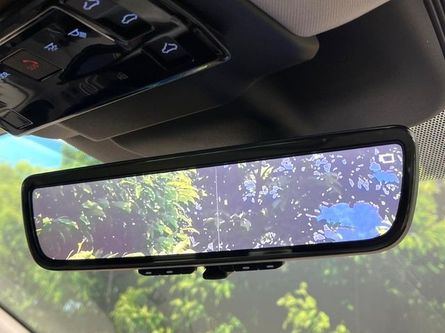 �y�f�W�^���C���i�[�~���[�z��Ȃ̑傫�ȉו��⓯��҂Ō�����m�F���Â炢���ł����S!�J�������B�e�����ԗ�����̉f�������[���~���[���ɕ\���B�N���A�Ȏ��E�ŏ󋵂̊m�F���\�ł�!