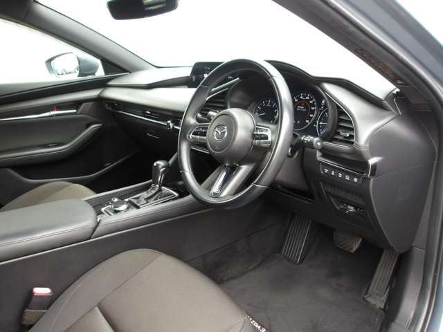 MAZDA3ファストバック1.5 15S ツーリング