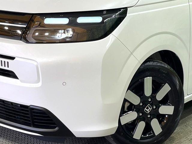 �yLED�w�b�h���C�g�z���V����ԑ��s�����ǍD�Ȏ��E���m�ۂ����S���ĉ^�]�ł��鍂�P�xLED�w�b�h���C�g�𑕔�!�_�����x�������A����d�͂��}�����Ă��܂��B