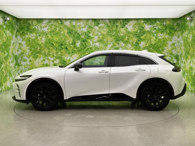 クラウンスポーツ2.5 Z E-Four 4WD