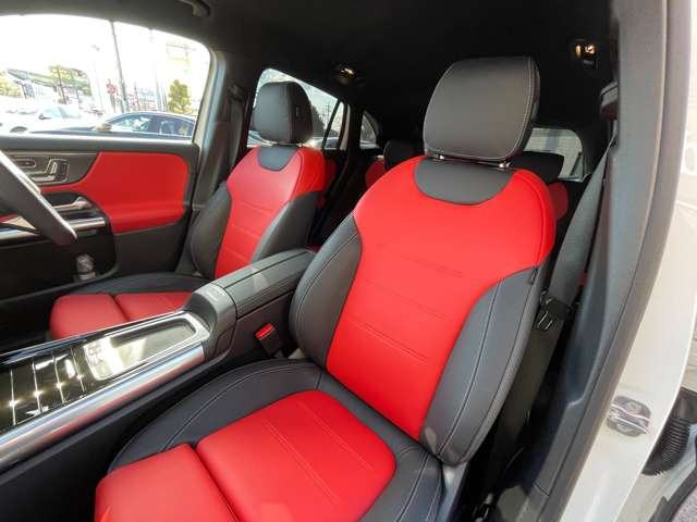 GLAクラスGLA200 d 4マチック アーバン スターズ 4WD