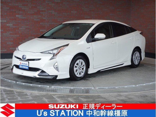 プリウス1.8 S セーフティ プラス