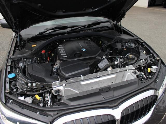 3シリーズセダン320d xドライブ  4WD