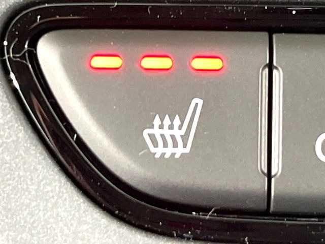 �y�V�[�g�q�[�^�[�z�������ɏd�󂷂�V�[�g�q�[�^�[!�G�A�R����葁�����܂��Ă����̂Ŋ�����̐l�����S�ł��ˁ�G�A�R���̉����͊������邩����A�Ƃ������ɂ����������߂ł��B