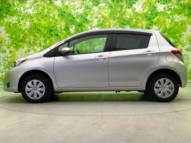 ヴィッツ1.3 F 4WD