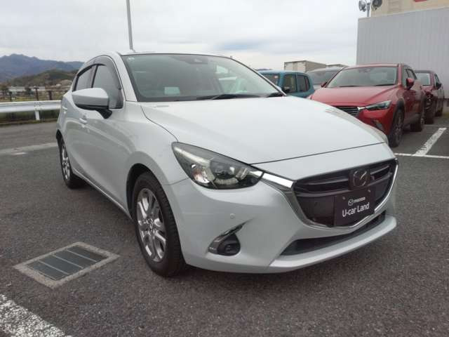 デミオ1.5 XD ノーブル クリムゾン