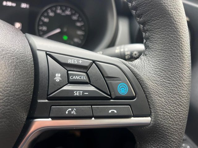 �y�v���p�C���b�g�z�������H�ł̒��������s���y��!!�a�؎��Ə��񑖍s�̃V�[���ŁA�A�N�Z���E�u���[�L�E�X�e�A�����O�������Ő��䂵�A�������^�]�̕��S���y�����Ă���܂���