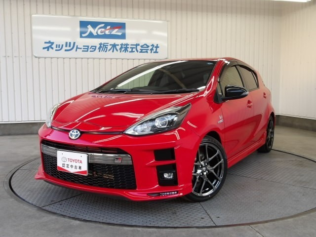 アクア1.5 G GRスポーツ・17インチパッケージ