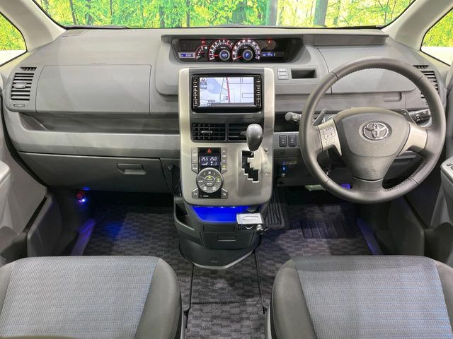 ヴォクシー2.0 ZS 煌II