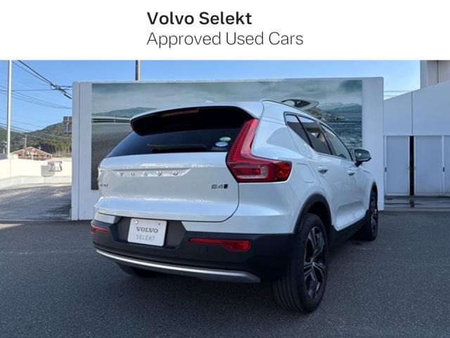 XC40T4 AWD インスクリプション 4WD