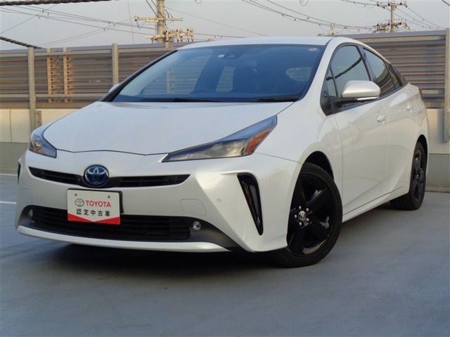 プリウス1.8 S ツーリングセレクション ブラックエディション