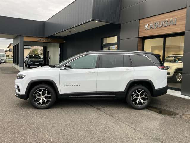 コマンダー2.0 リミテッド ディーゼル 4WD