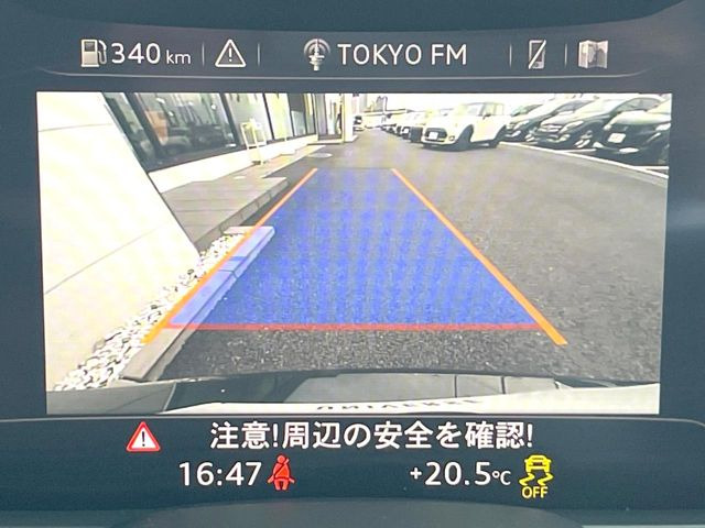 ●ガイドライン付きバックカメラ:不安な駐車もこれで安心!ガイドライン付きなので狭い箇所での駐車もラクラクです!