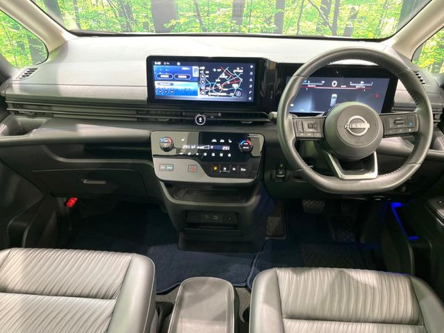 セレナ1.4 e-POWER AUTECH