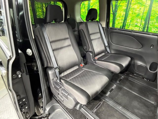 ���ڒ����̓E�H�[�N�X���[�ƂȂ��Ă���܂��B���ڂƎO��ڂ̈ړ�����~�肪�Ƃ��Ă��y�ɂȂ�̂ŁA���~��̍ۂ��X�g���X�������邱�Ƃ͂���܂����