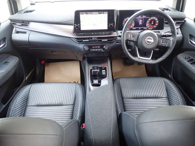 ノートオーラ1.2 G レザーエディション