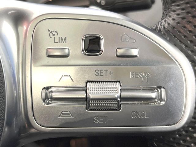 ���f�B�X�^���X�p�C���b�g�f�B�X�g���j�b�N:�s�s�A�x�O�A�������H�Ȃǂ̑��s���ɁA�X�e���I�}���`�p�[�p�X�J�����ƃ��[�_�[�Z���T�[�ɂ��A�O���Ԃ�F�����đ��x�ɉ������Ԋԋ������ێ����鎟����̃N���R��!