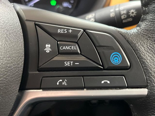 �y�v���p�C���b�g�z�������H�ł̒��������s���y��!!�a�؎��Ə��񑖍s�̃V�[���ŁA�A�N�Z���E�u���[�L�E�X�e�A�����O�������Ő��䂵�A�������^�]�̕��S���y�����Ă���܂���