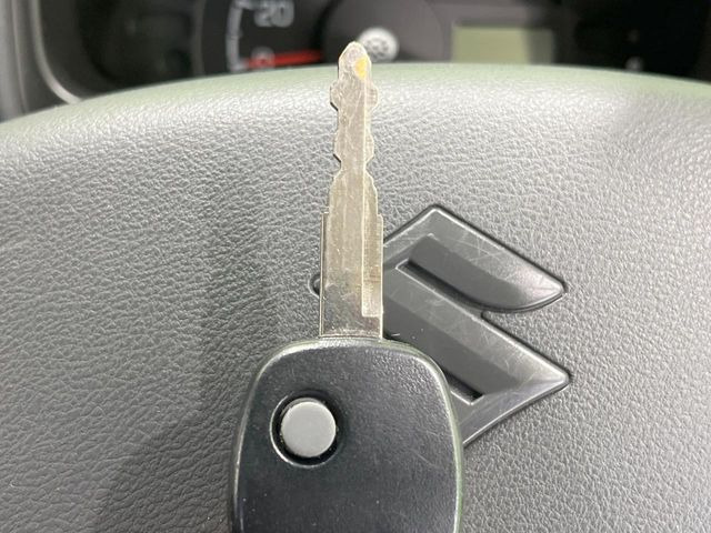 �y�L�[���X�z�������ꂽ�ꏊ����ł��{�^����Ńh�A�̊J���E�{�����ł���̂łƂ��Ă��֗�!�h�A�̌�������ɏ������邱�Ƃ�����܂����