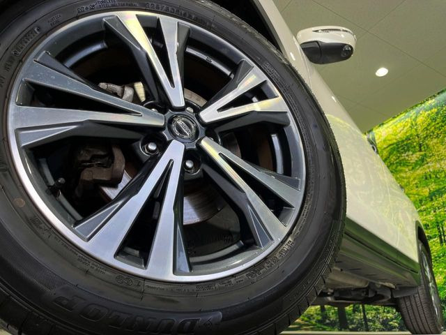 �y����18�C���`�A���~�z�C�[���z�O�ςɃ}�b�`���������A���~�z�C�[���𑕒����Ă���܂��B�e��ЊO�A���~�z�C�[����A�X�^�b�h���X�^�C�����戵�����Ă���܂��B���񂲑��k����������
