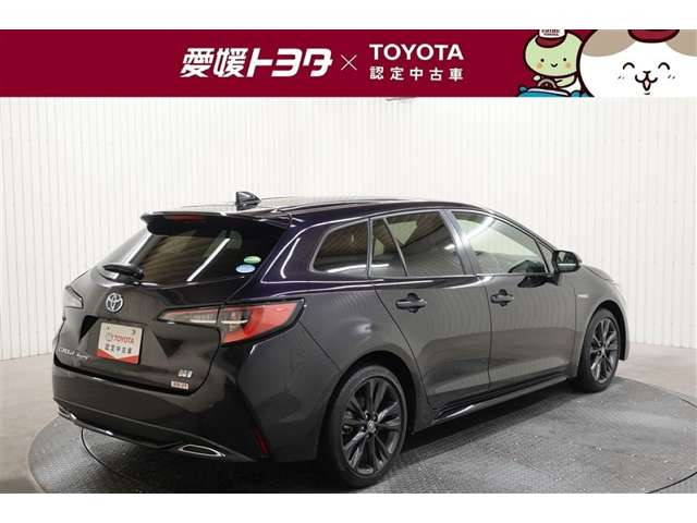 カローラツーリング1.8 ハイブリッド W×B