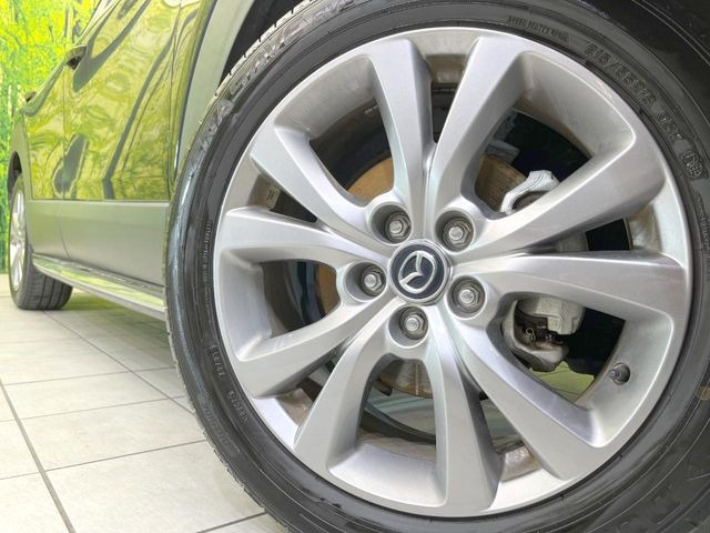 �y����18�C���`�A���~�z�C�[���z�O�ςɃ}�b�`���������A���~�z�C�[���𑕒����Ă���܂��B�e��ЊO�A���~�z�C�[����A�X�^�b�h���X�^�C�����戵�����Ă���܂��B���񂲑��k����������
