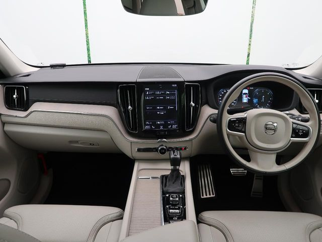 XC60D4 AWD インスクリプション ディーゼル 4WD