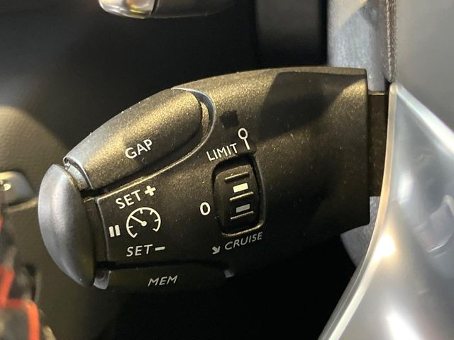 �����[�_�[�N���[�Y�R���g���[��:�O�̎ԂƂ̎Ԋԋ��������ɂƂ�A��葬�x�Ŏ������s���Ă���鎟����̃N���[�Y�R���g���[��!��ɍ������H�⎩���Ԑ�p���H�Ŏg�p����֗��ȋ@�\�ł�!