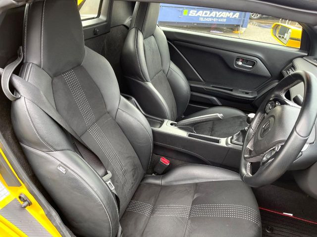 �y��p�X�|�[�c�V�[�g�z�z�[���h���ɗD��A�J�[�u���̑̂������}�����Ă���܂��B�܂��A�̂Ƀt�B�b�g���邩�獘��w�������ɂ����A�����O�h���C�u�⍂�����s�ł����K�ɂ��߂������������܂���