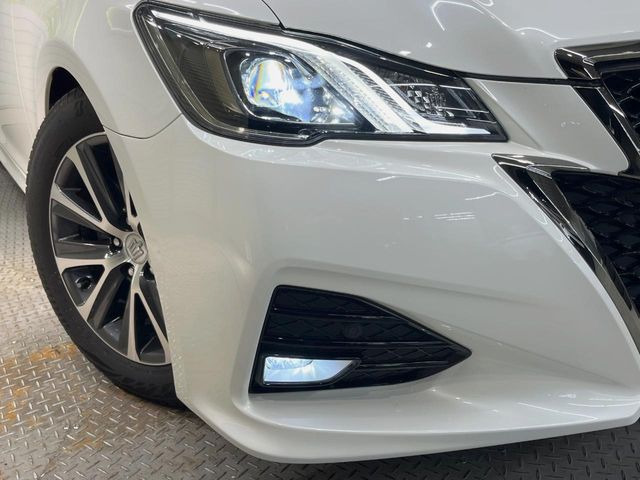 �yLED�w�b�h���C�g�z���V����ԑ��s�����ǍD�Ȏ��E���m�ۂ����S���ĉ^�]�ł��鍂�P�xLED�w�b�h���C�g�𑕔�!�_�����x�������A����d�͂��}�����Ă��܂��B