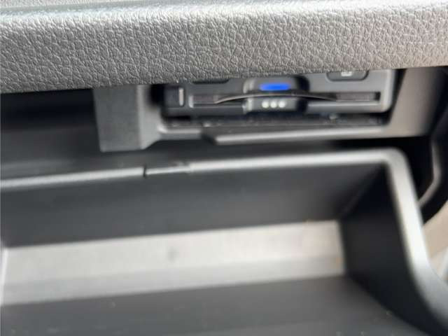 セレナ2.0 ハイウェイスター S-HYBRID