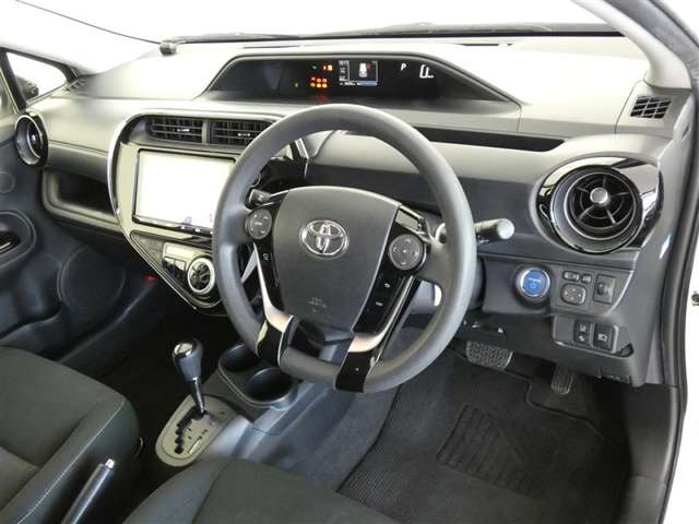 アクア1.5 S スタイルブラック