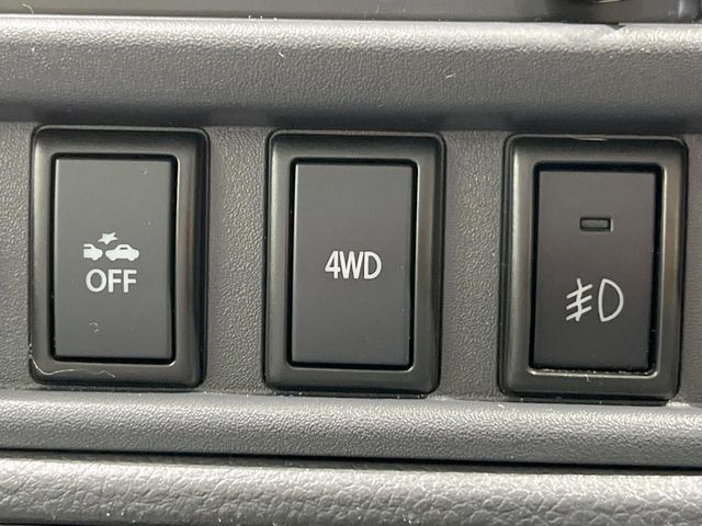 �y�X�Y�L �Z�[�t�e�B�T�|�[�g�z���s���ɑO���̎ԗ�����F�����A�Փ˂������Ȏ��͌x��ƃu���[�L�ŏՓˉ���Ɣ�Q�y�����A�V�X�g�B�����S�Ƀh���C�u�����y���݂��������܂��B