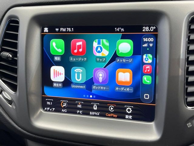 ��Apple Car Play:�X�}�z�Ƃ̗L���ڑ��ŁA�i�r�E�I�[�f�B�I�Đ��ȂǃX�}�z�̃A�v���@�\����ʂł��g����֗��@�\�ł�!