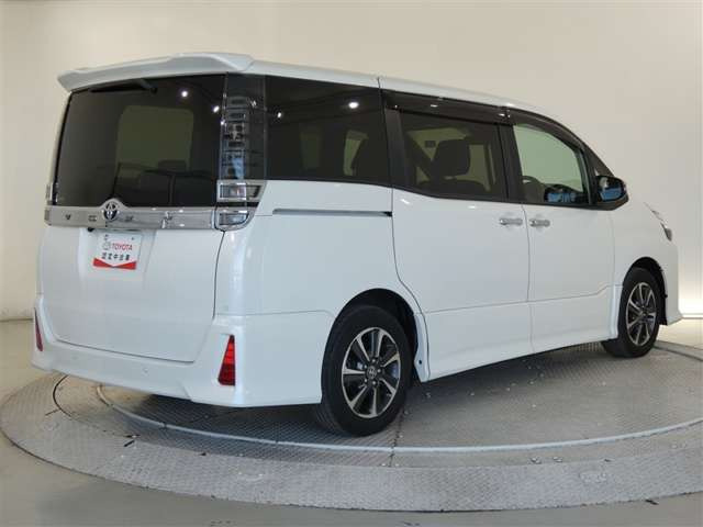 ヴォクシー2.0 ZS 煌III