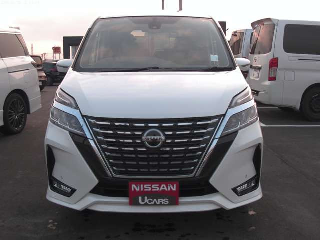 セレナ2.0 ハイウェイスターV 4WD