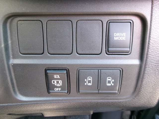 セレナ1.2 e-POWER ハイウェイスターV