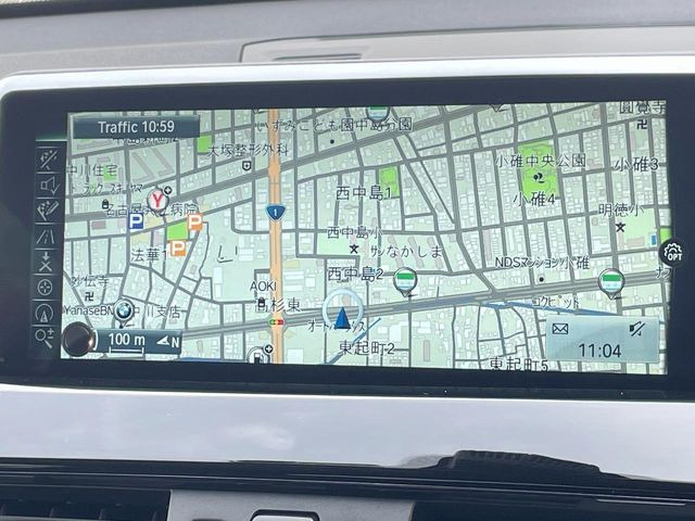 �������i�r:��̊��̂���i�r�́A����������ԓ������o���Ă���܂��BBluetooth�Đ��ȂǃI�[�f�B�I�@�\���[�����Ă���܂��̂ŁA�^�]�����y���߂܂���