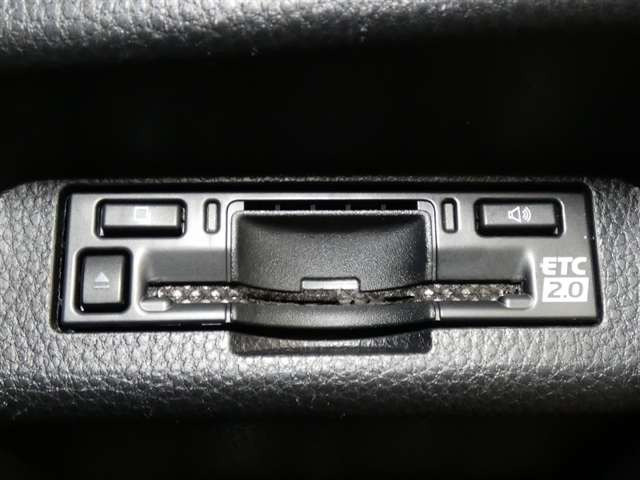 クラウンクロスオーバー2.5 G アドバンスト E-Four 4WD