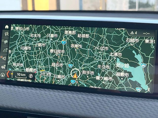 �������i�r:��̊��̂���i�r�́A����������ԓ������o���Ă���܂��B�I�[�f�B�I�@�\���[�����Ă���܂��̂ŁA�^�]�����y���߂܂���