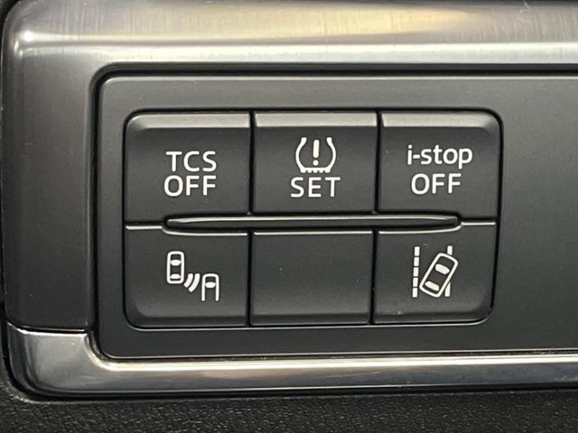 �y�u���C���h�X�|�b�g���j�^�����O�z���s���A�h�A�~���[�̎��p�ɂȂ�₷���ӏ��Ɍ㑱�Ԃ��ڋ߂���ƃT�C�h�~���[�t�߂Ɍx����\���A�h���C�o�[�ɒ��ӊ��N�����Ă���܂��B