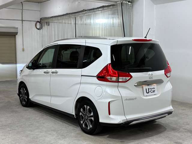 フリード+1.5 クロスター